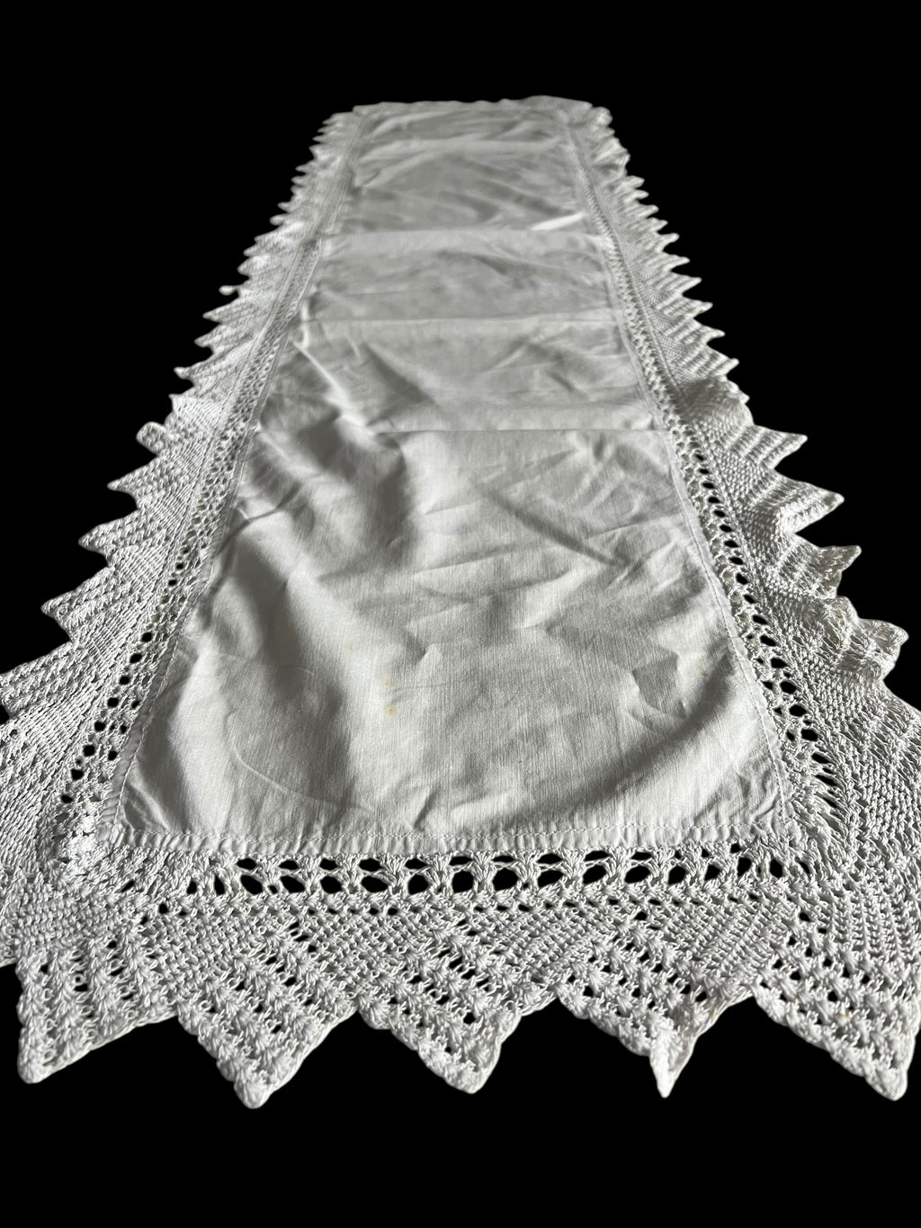 Vintage cotton lace table runner image 1