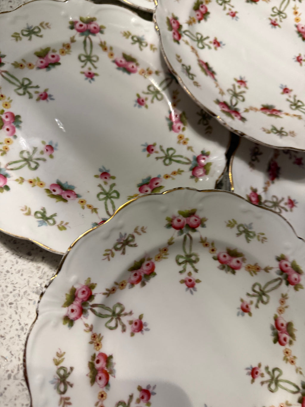 Set 6 Victorian Side/tea plates  image 1