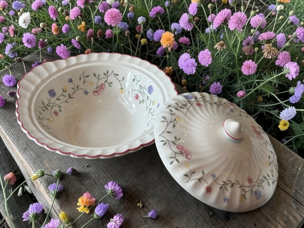 Summer Chintz Johnson Brothers Casserole Dish