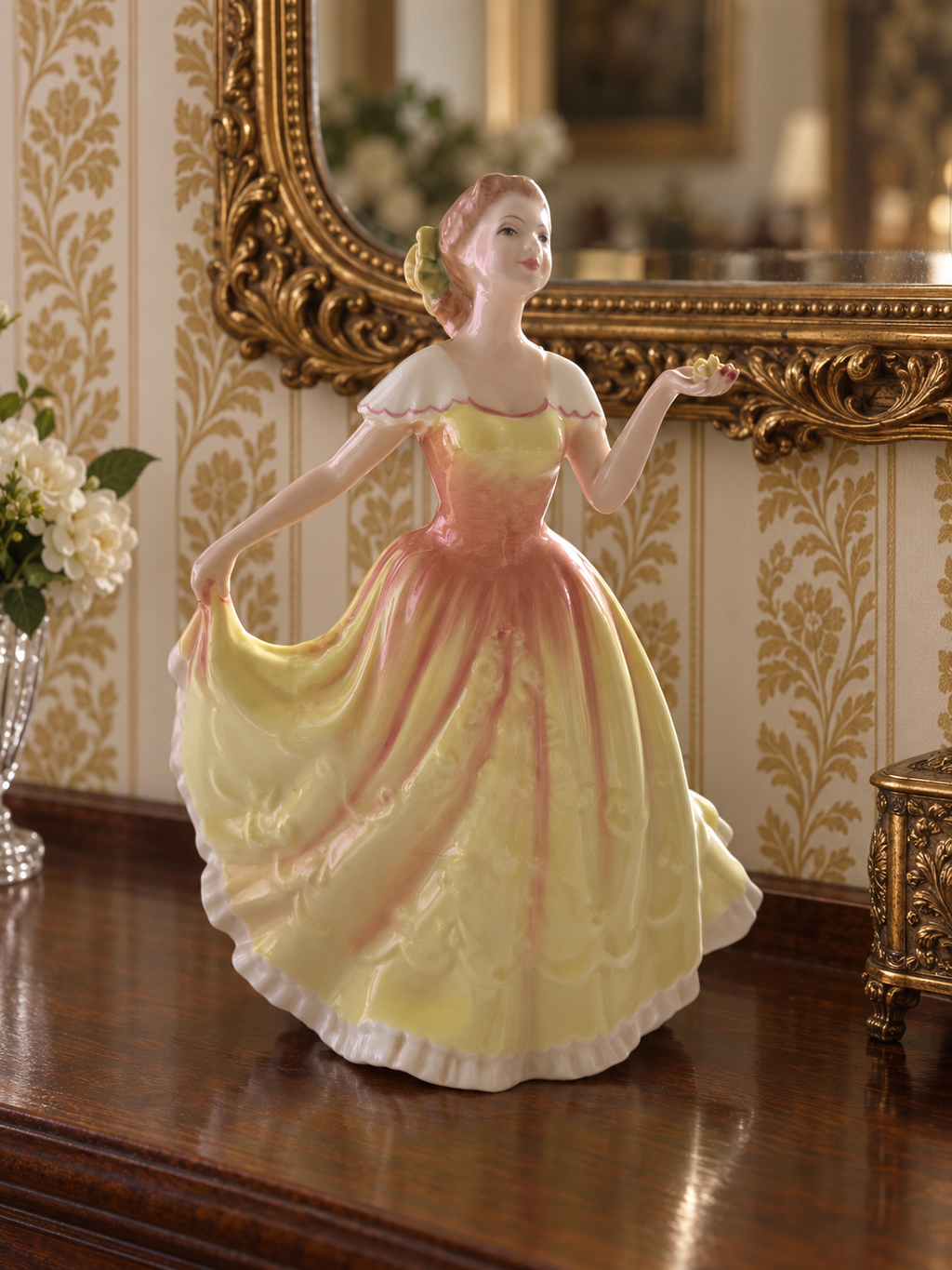 Royal Doulton. Figurine. Deborah