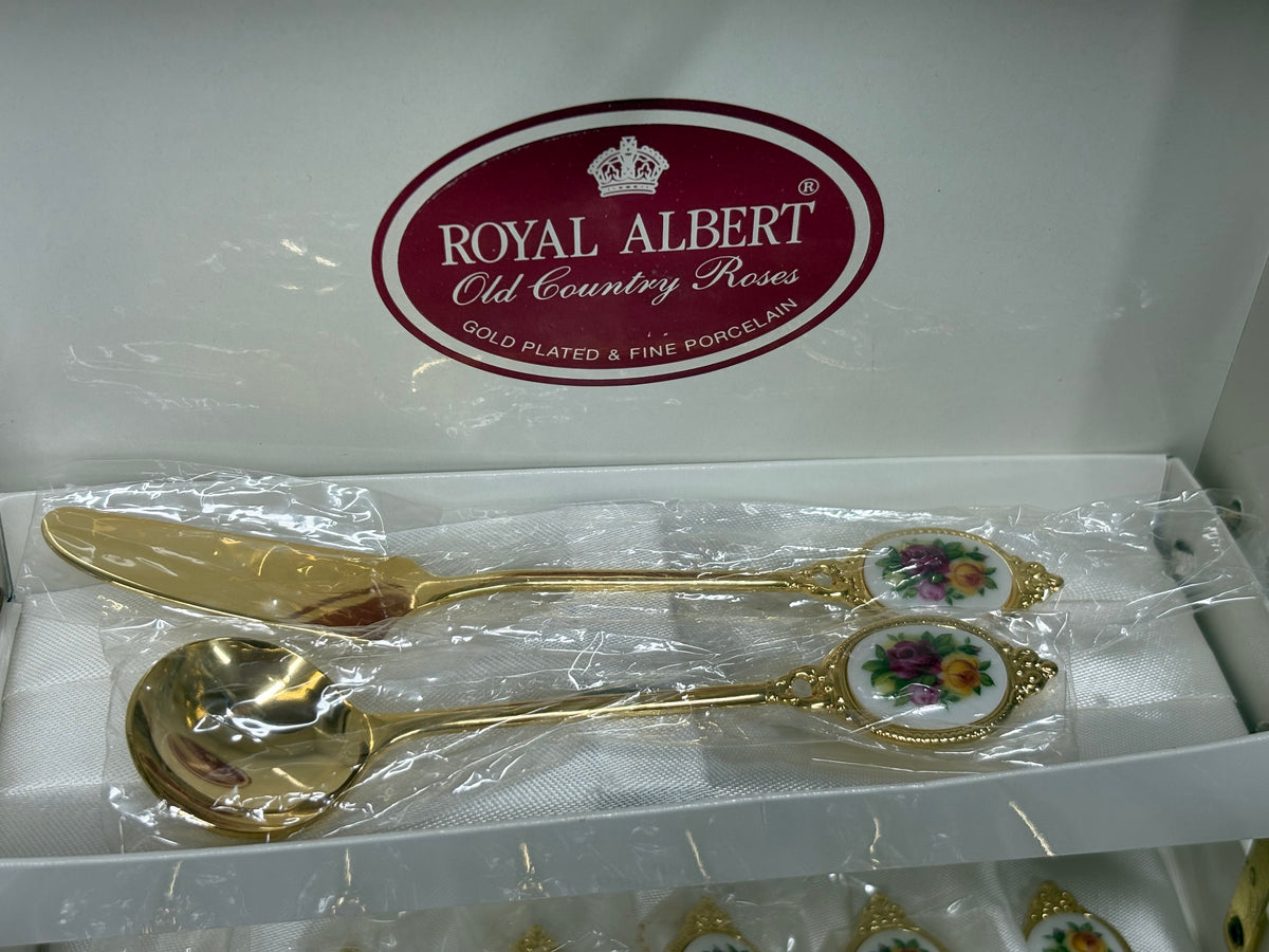 Royal Albert Old Country Roses Gold Plated Spoons & Serving Set – Boxed