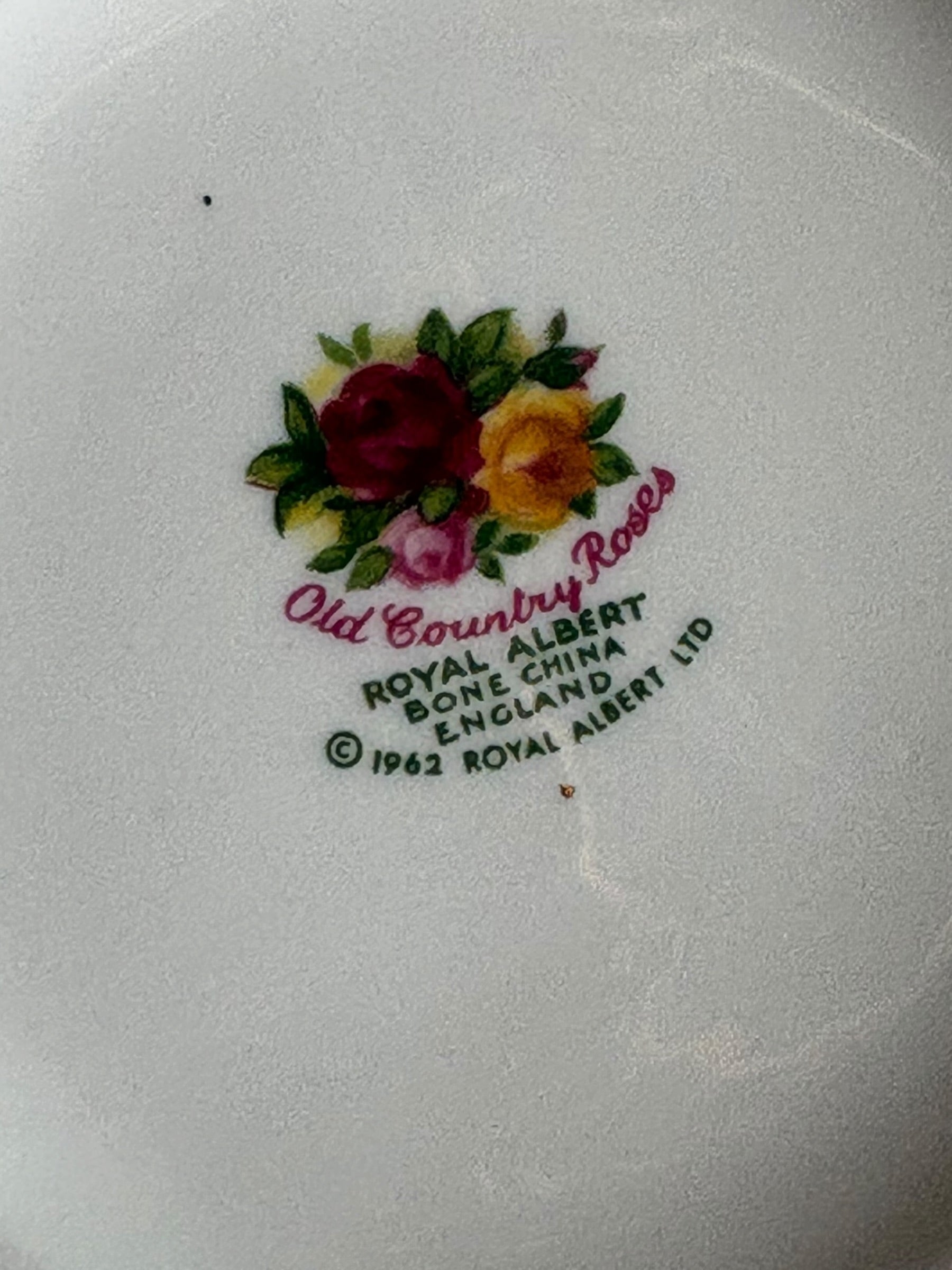 Royal Albert Old Country Roses Vase 1st Quality