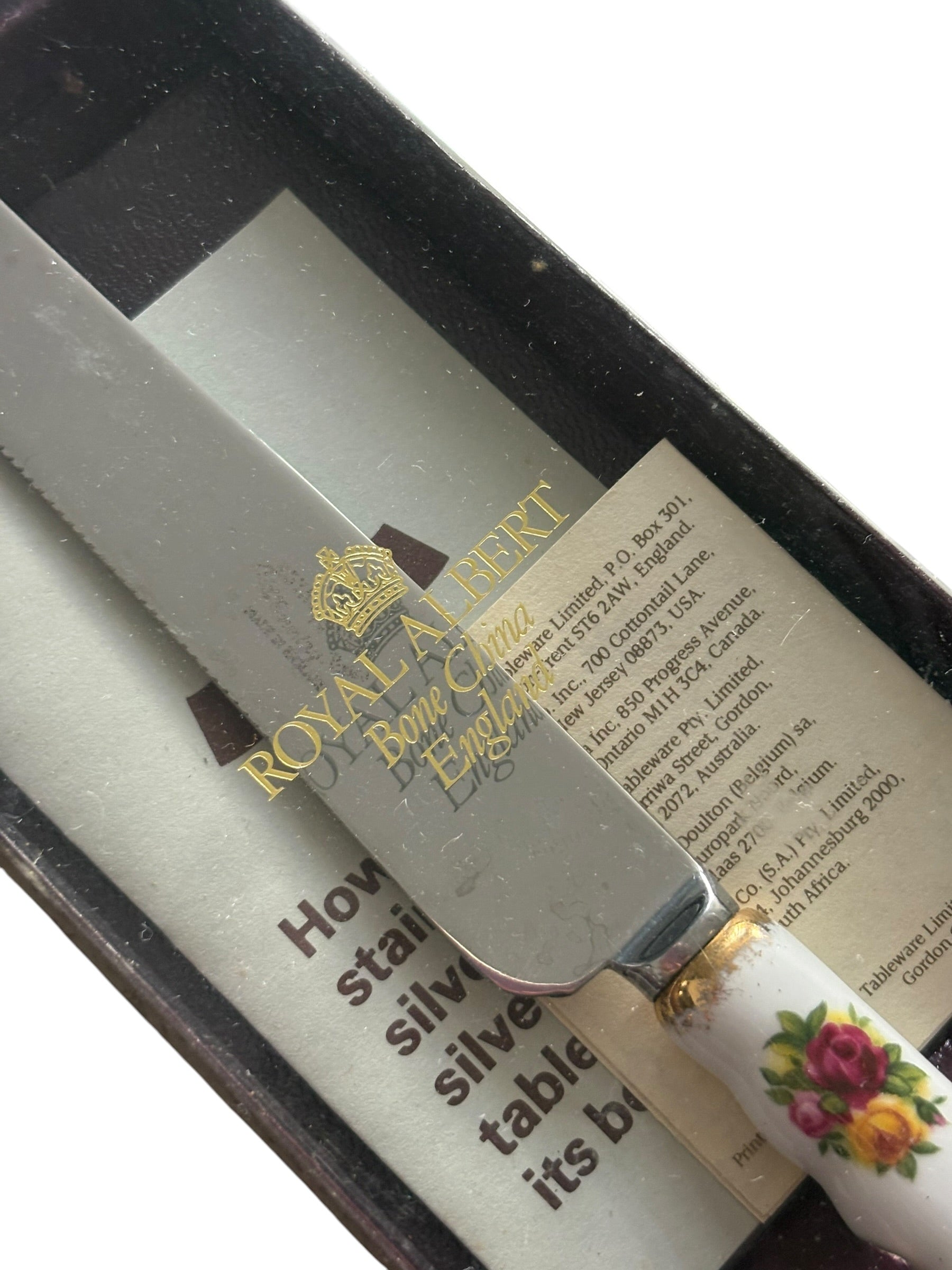 4 Pieces Royal Albert Old Country Roses Cutlery - Imperfect