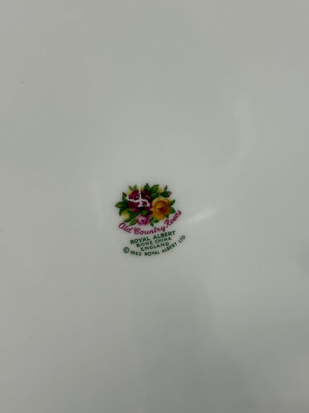 Royal Albert Old Country Roses Large Gateau Plate 2nd Quality