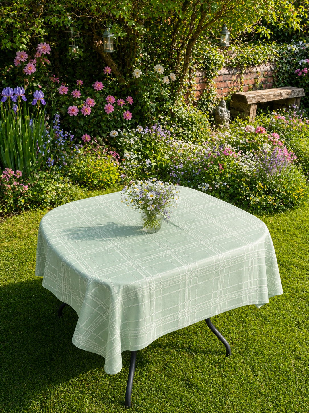 Retro Light Green Check Table Cloth