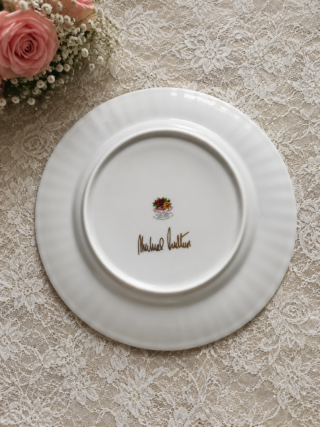 Royal Albert Old Country Roses “2000” Calendar Plate - First Quality