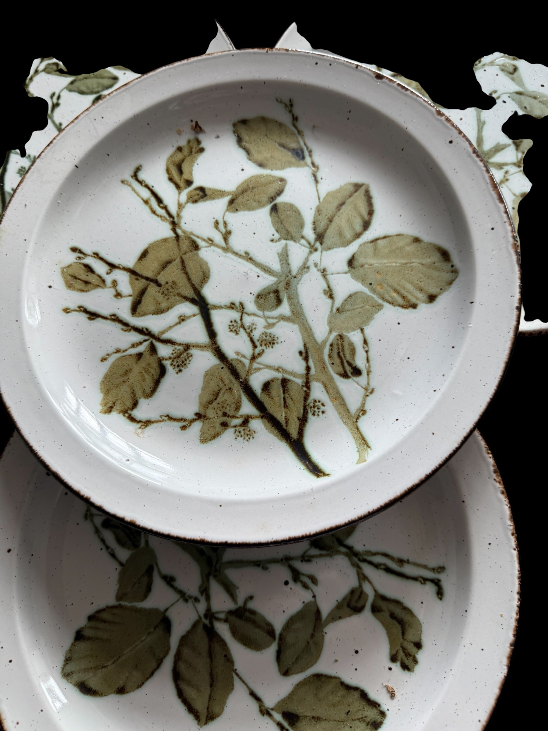 Midwinter. Stonehenge. Green Leaves. 4 Dinner Plates image 3