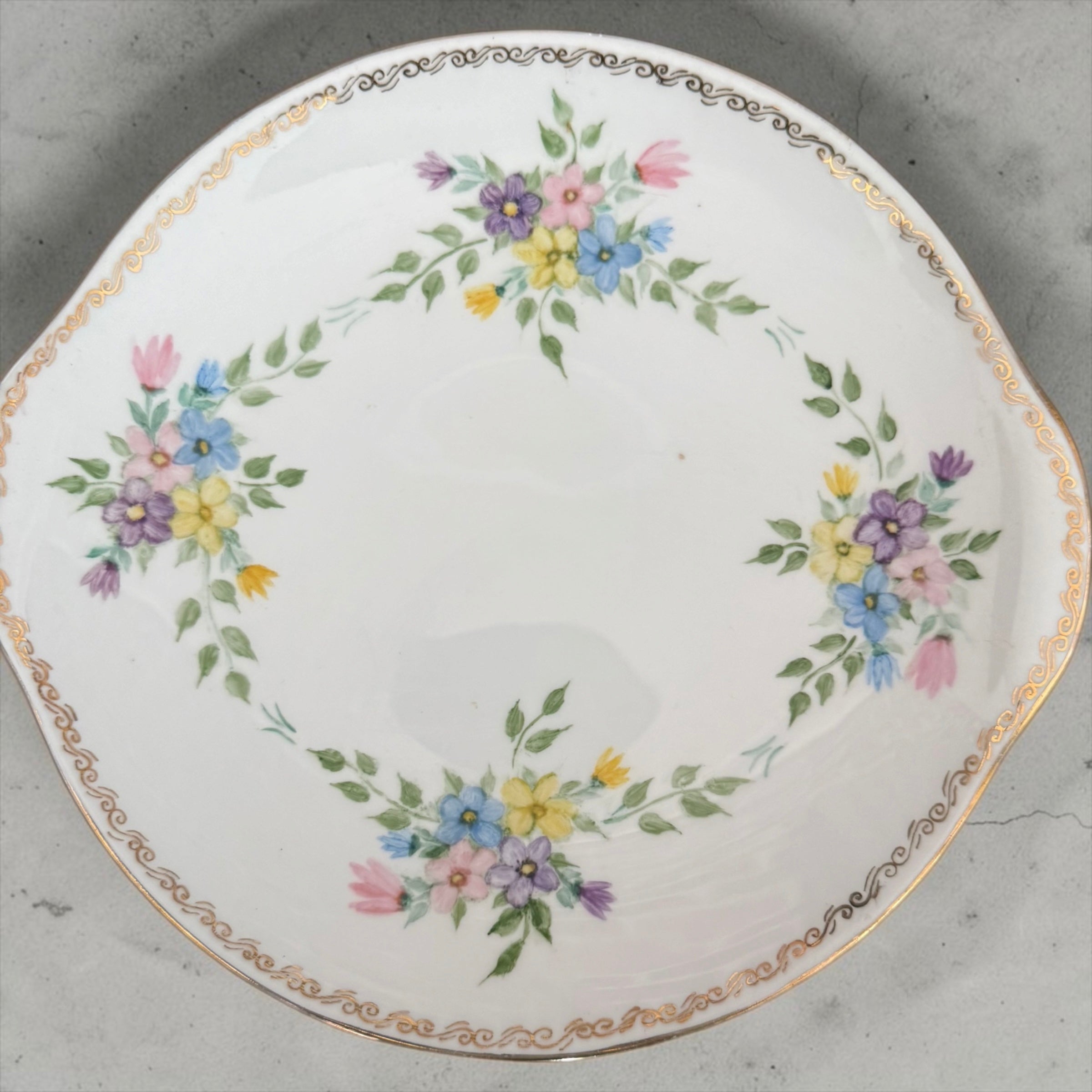 Vintage Cake Plate.  image 0