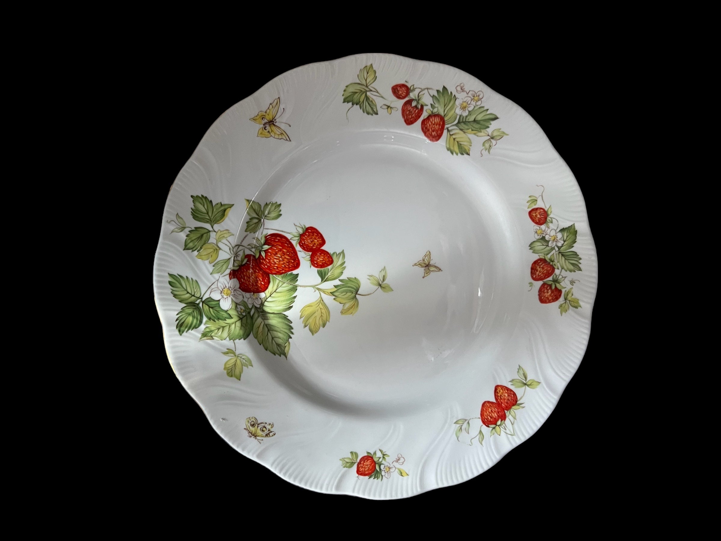 Large Strawberries Vintage dinner plate.  image 2