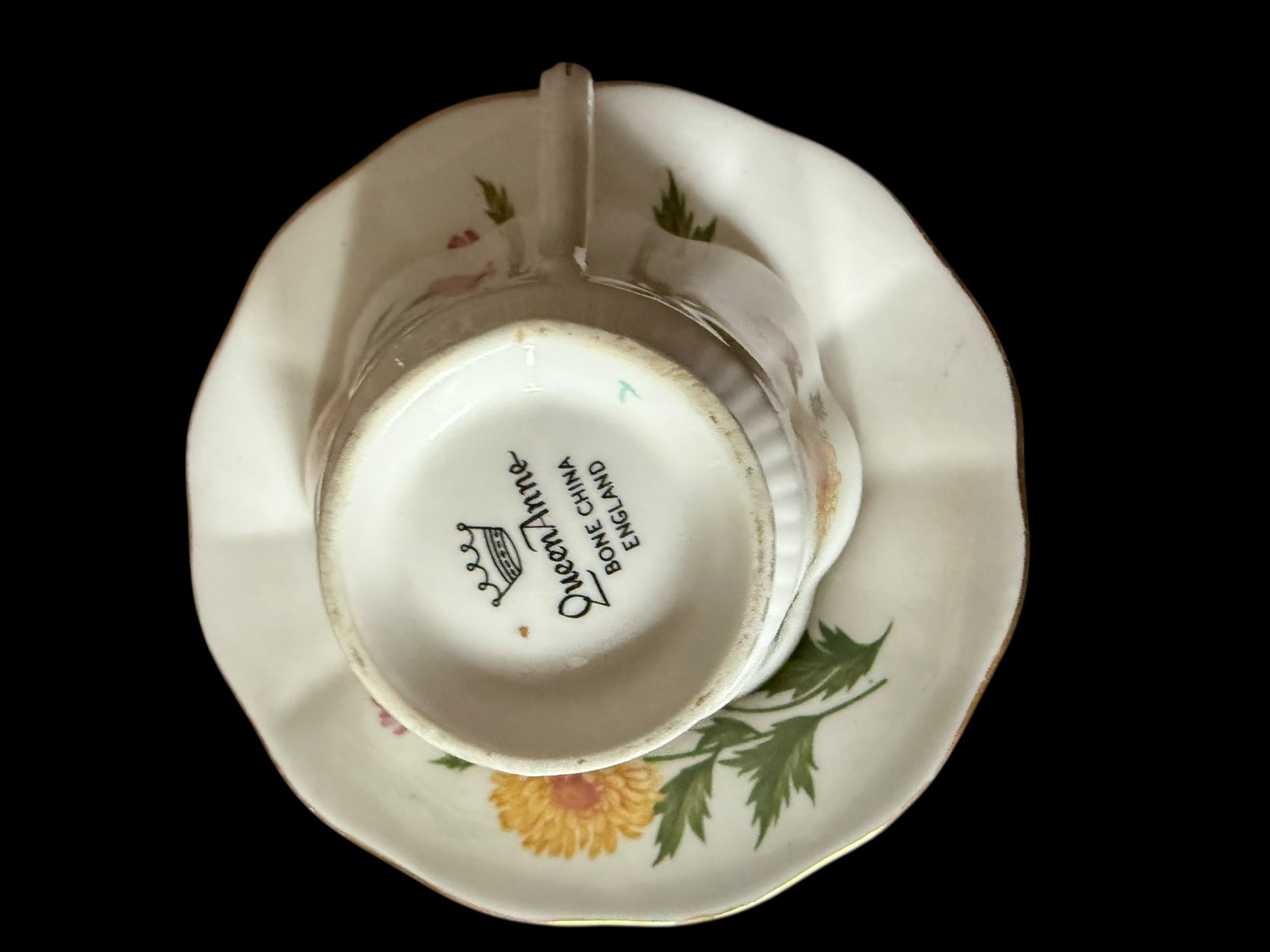Queen Anne. Vintage China Duo.  image 7