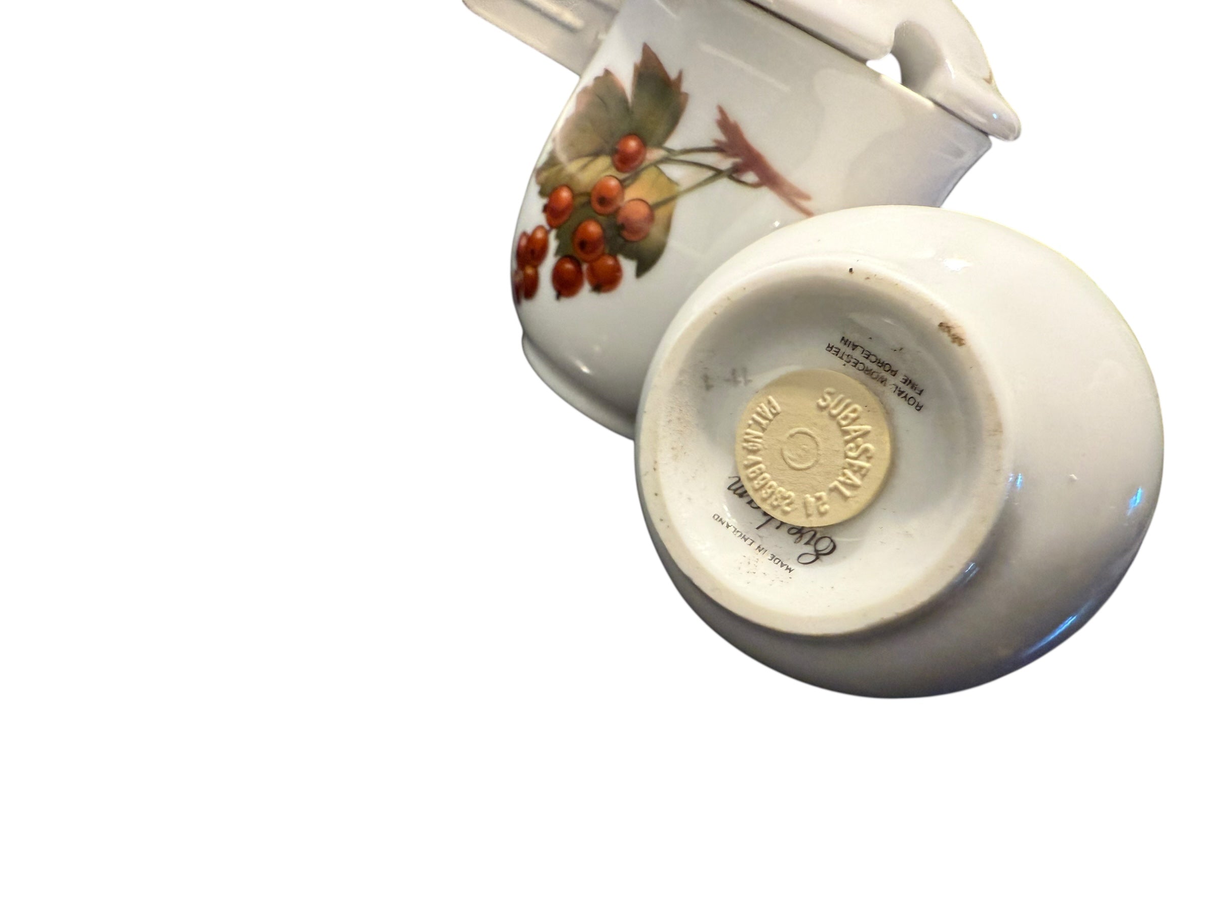 Christmas Teacup & Saucer image 13