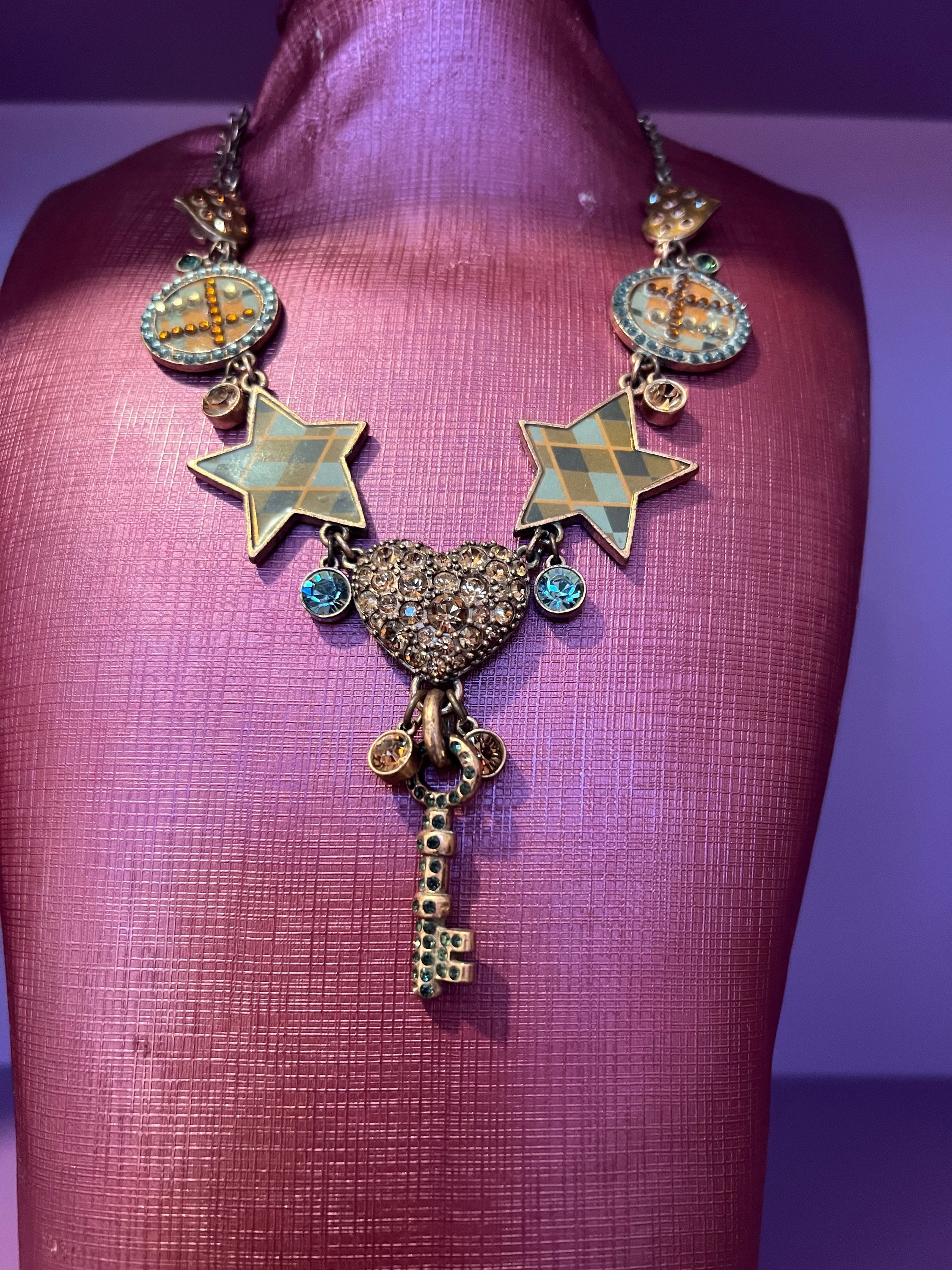Costume Jewellery Necklace image 0