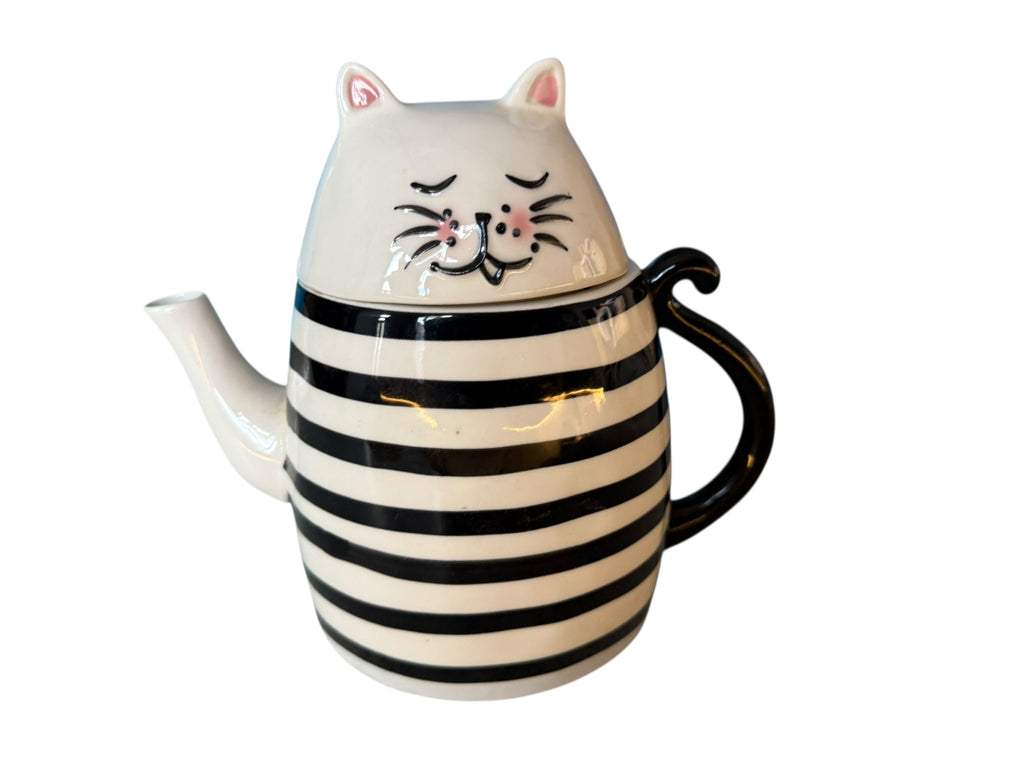 Large Cat Teapot.  image 6