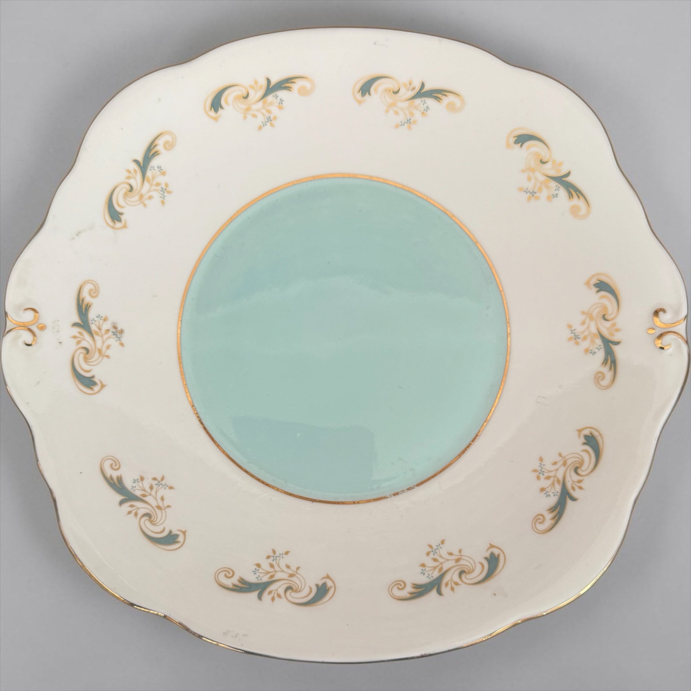 Vintage Cake Plate.  image 0