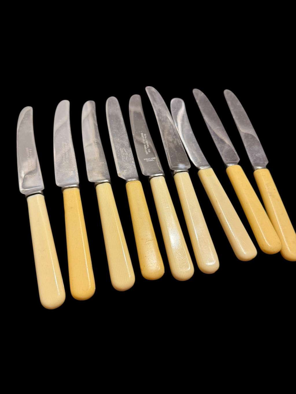 Vintage Cutlery 9 Butter Knives image 5