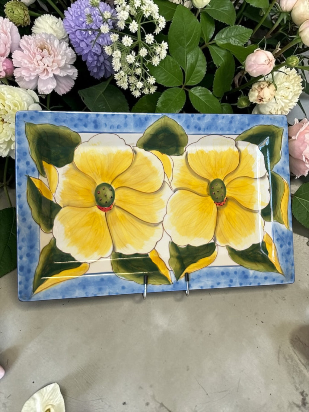 Modern Floral Platter  image 0