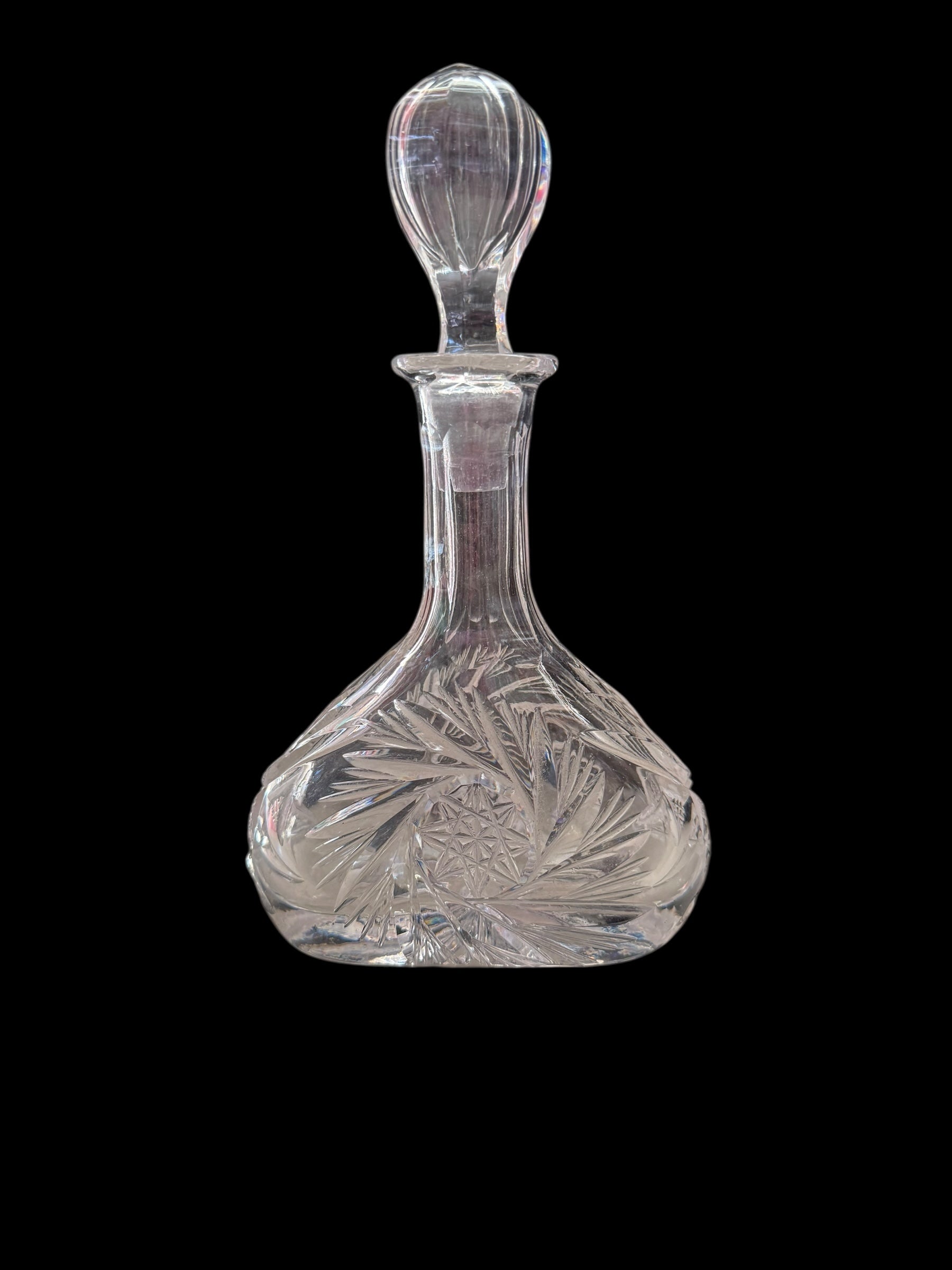 Vintage decanter.  image 5