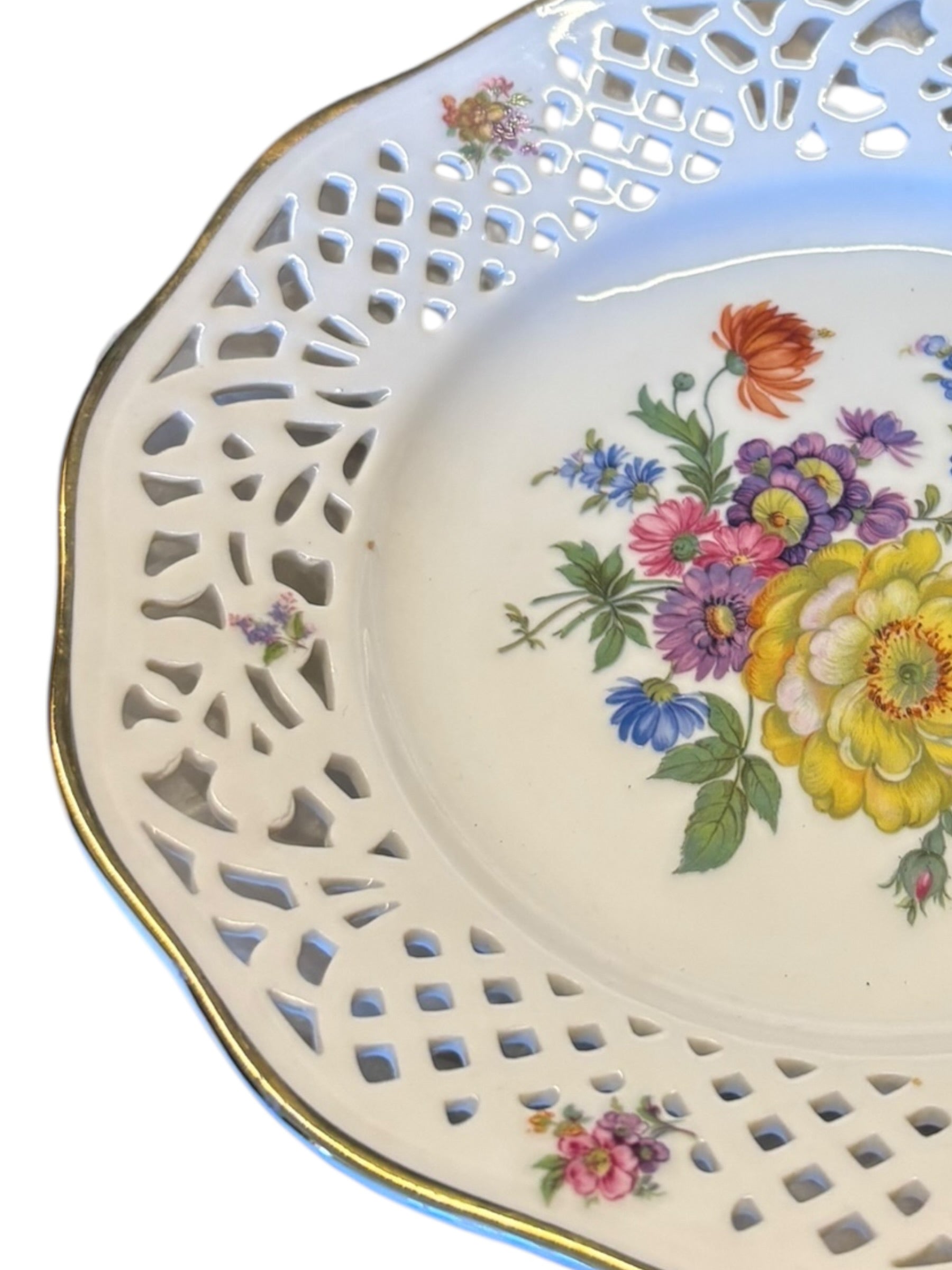 Cruise Harrogate Reticulated Plate  image 0