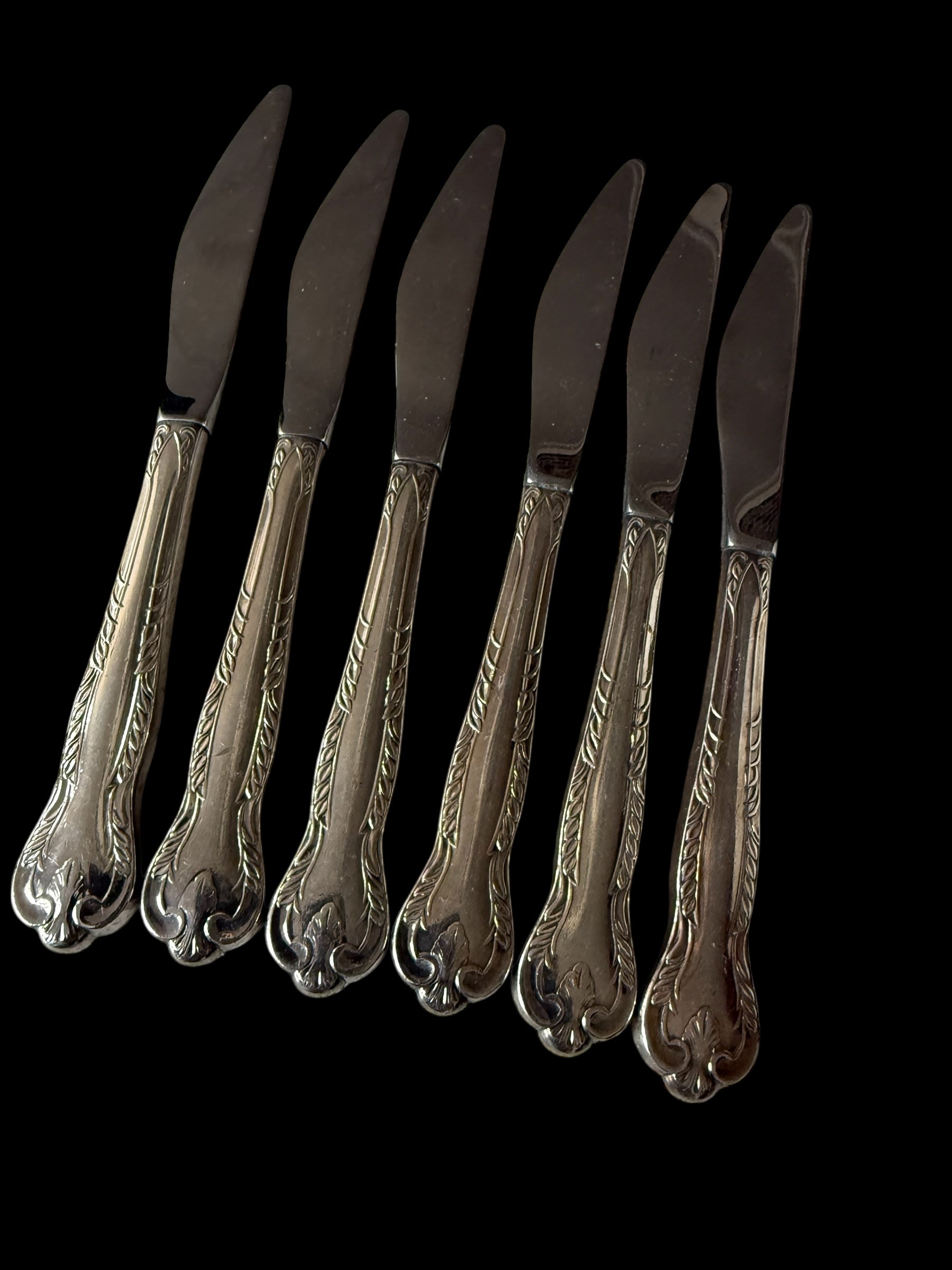 Set 6 Vintage Dinner Knives image 2