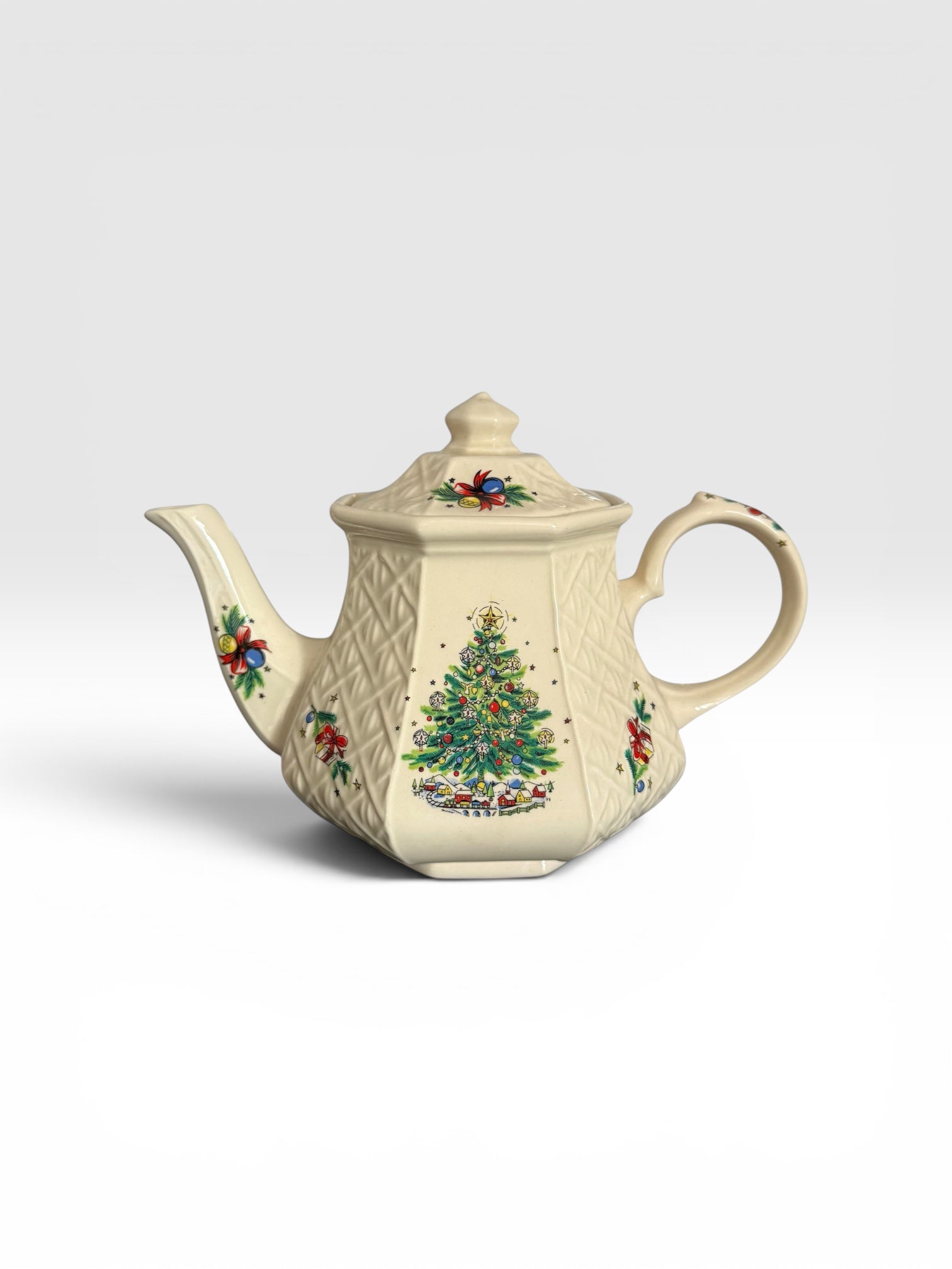 SADLER Teapot. Christmas