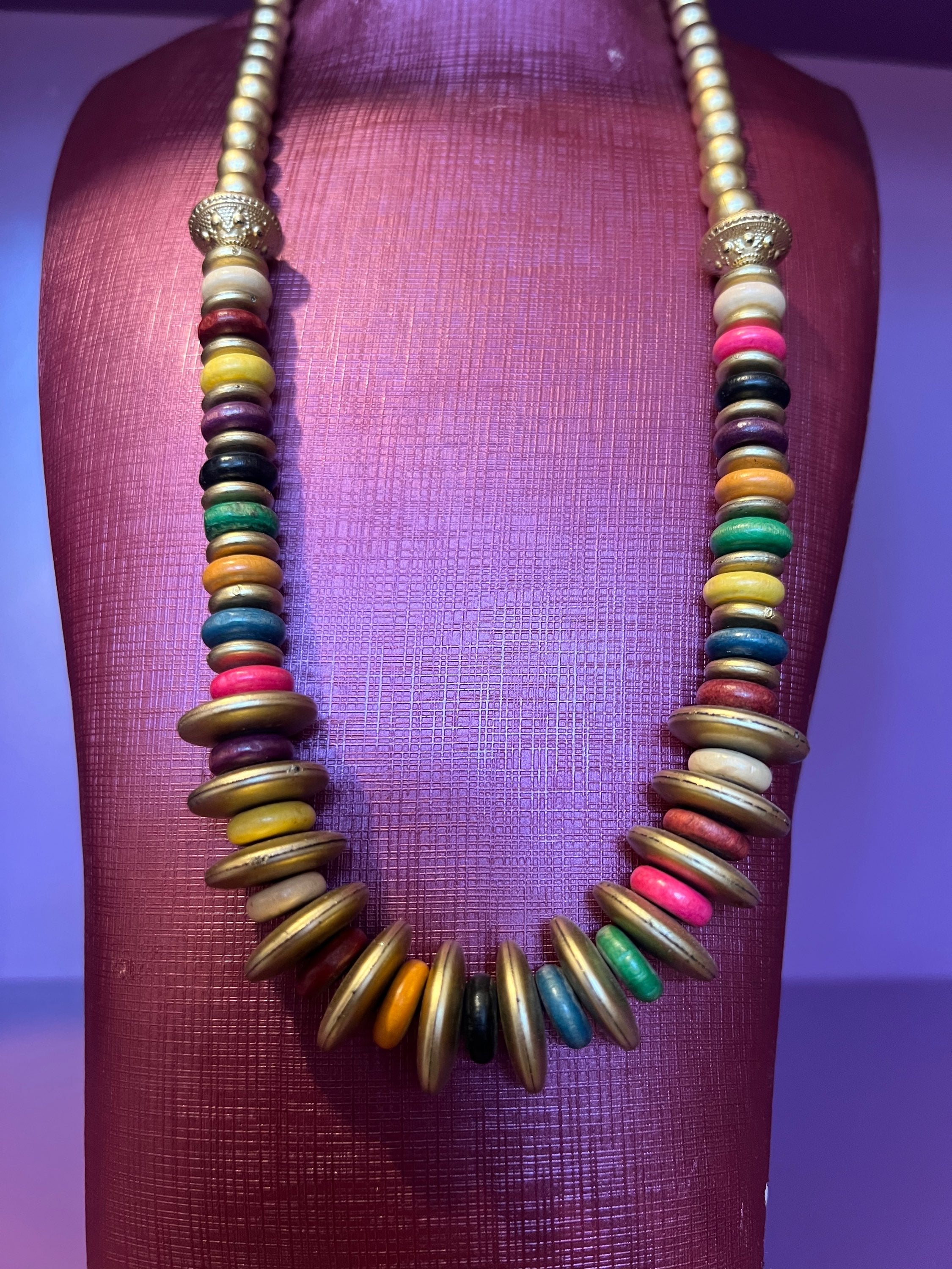 Costume Jewellery Necklace image 0