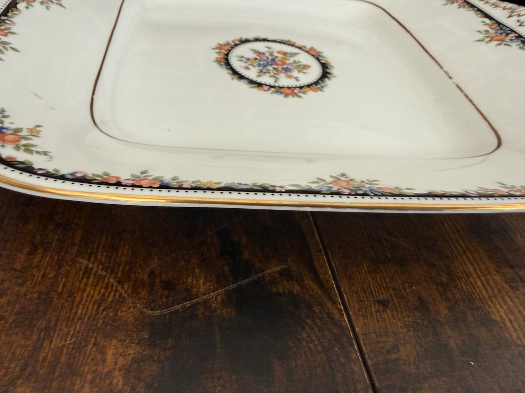 Wedgwood. Vintage Cake Plate.  image 4