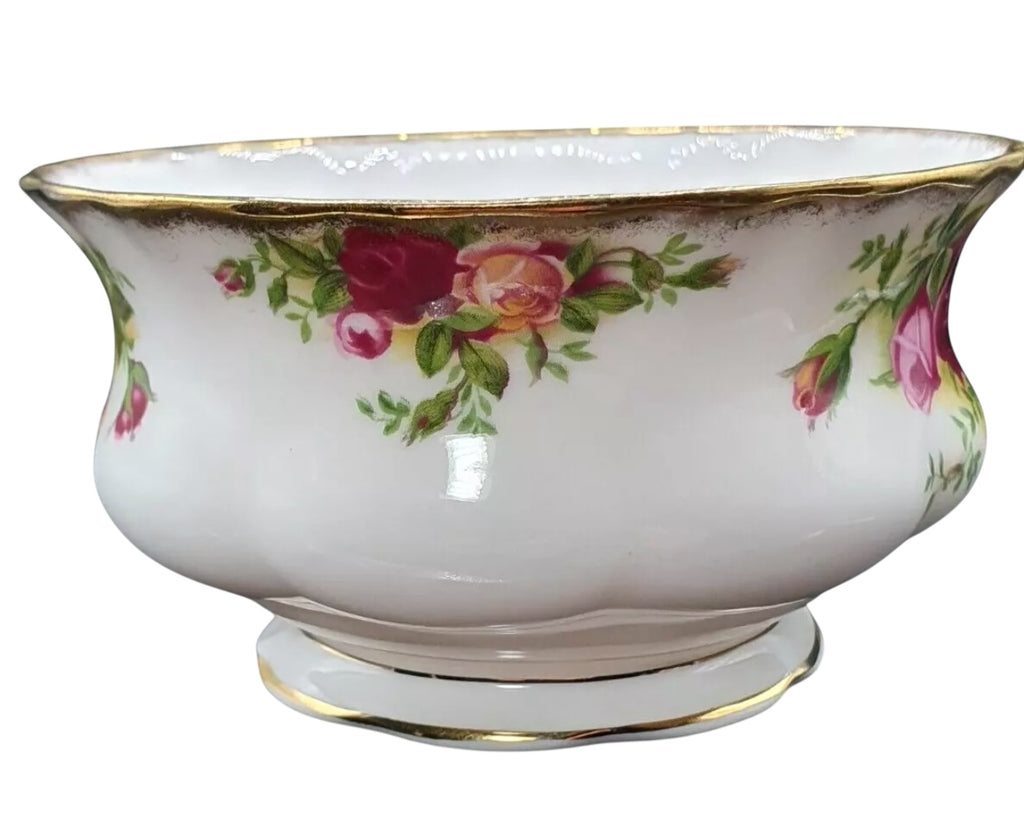 Royal Albert. Old Country Roses. Sugar Bowl. First Quality image 3