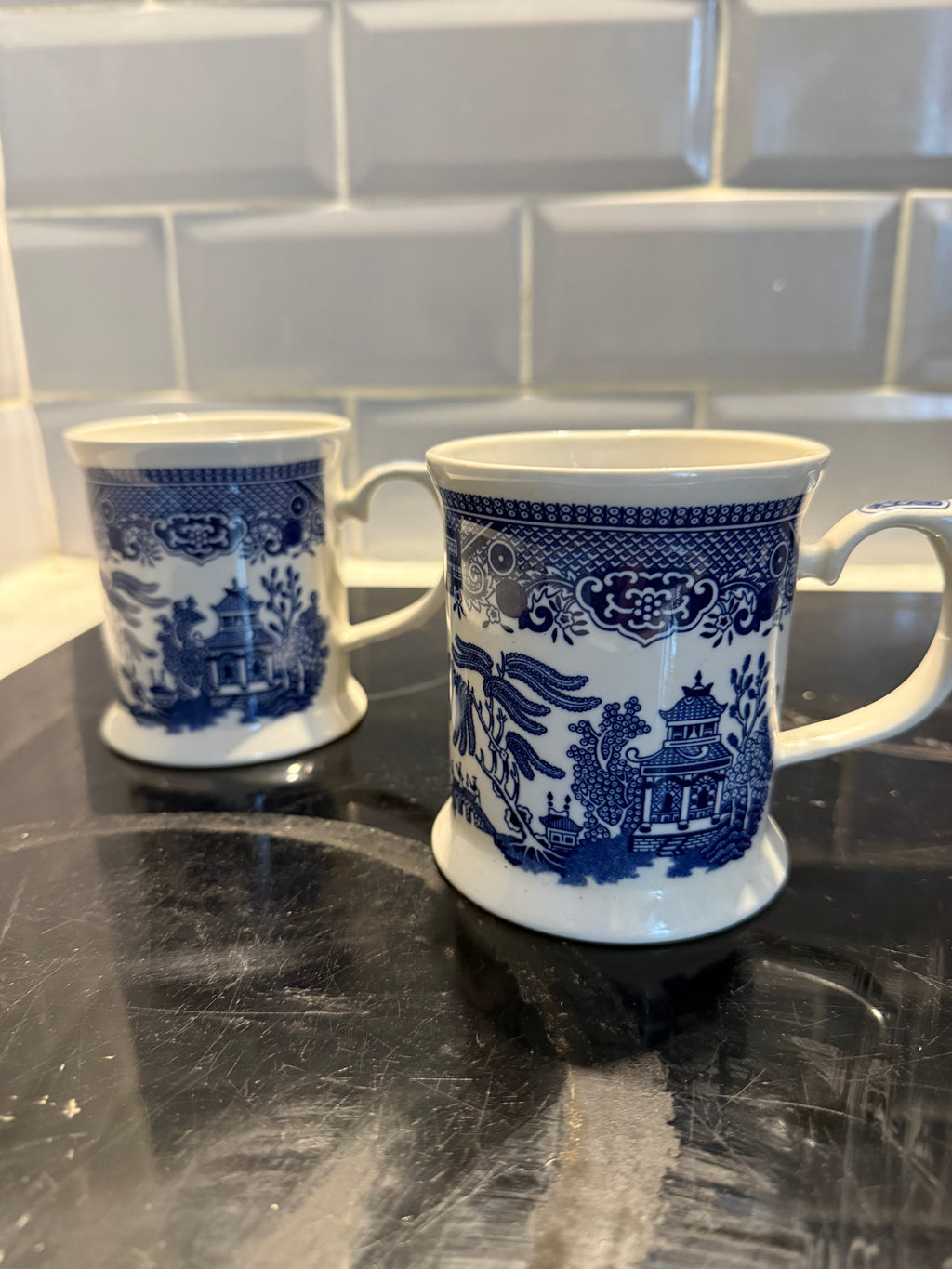 Old Willow. Set 2 Mugs image 5
