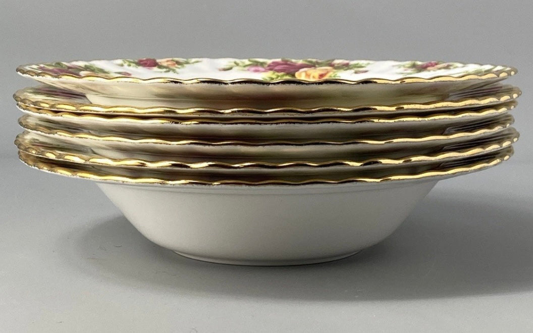 Old Country Roses. Set 6 Royal Albert Soup Bowls image 1