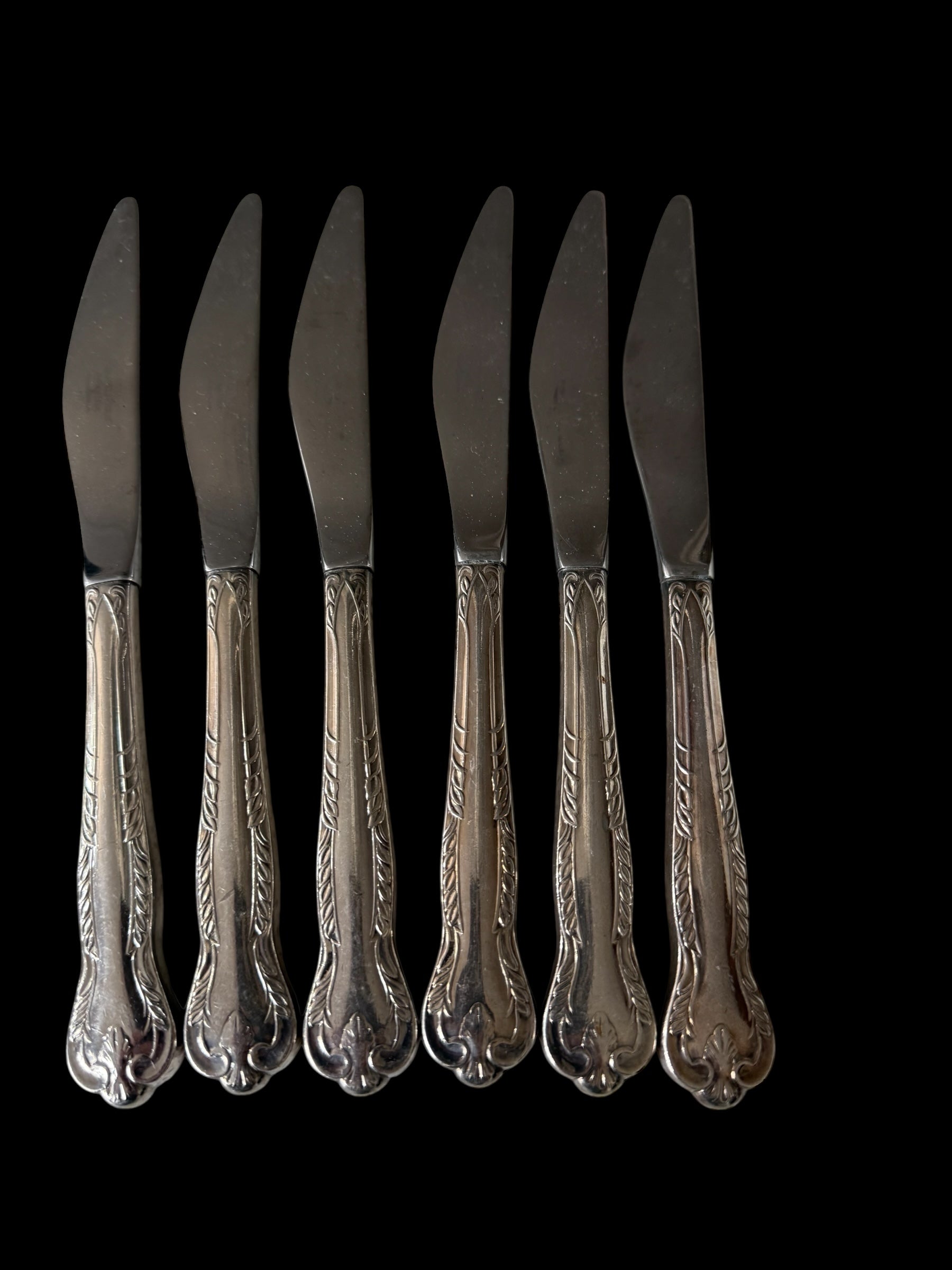 Set 6 Vintage Dinner Knives image 1