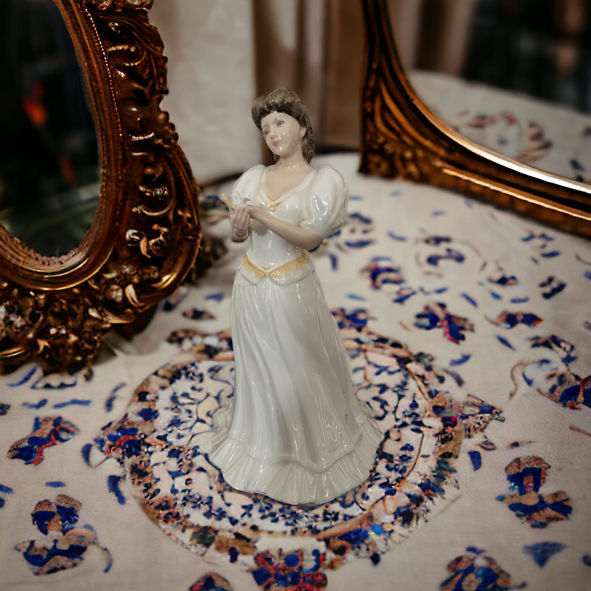 Lady figurine. Bone china image 1