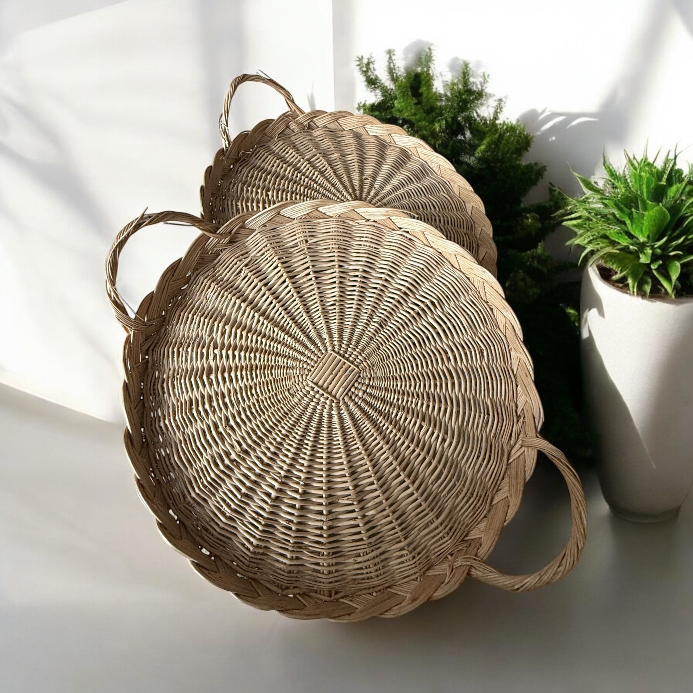 2 Large Wicker Serving Trays image 0