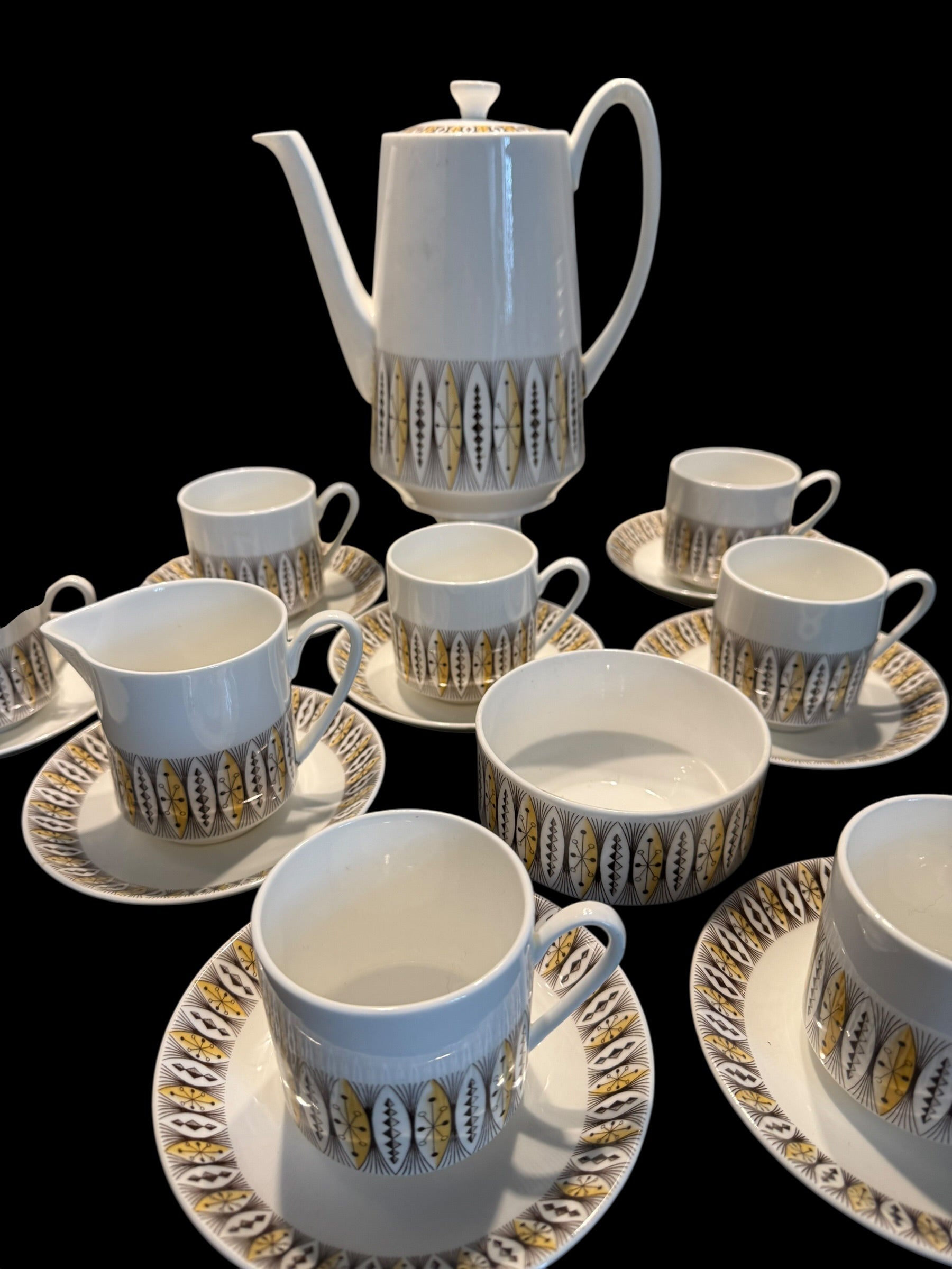 Royal Grafton. Retro Coffee Set. 15 piece image 3