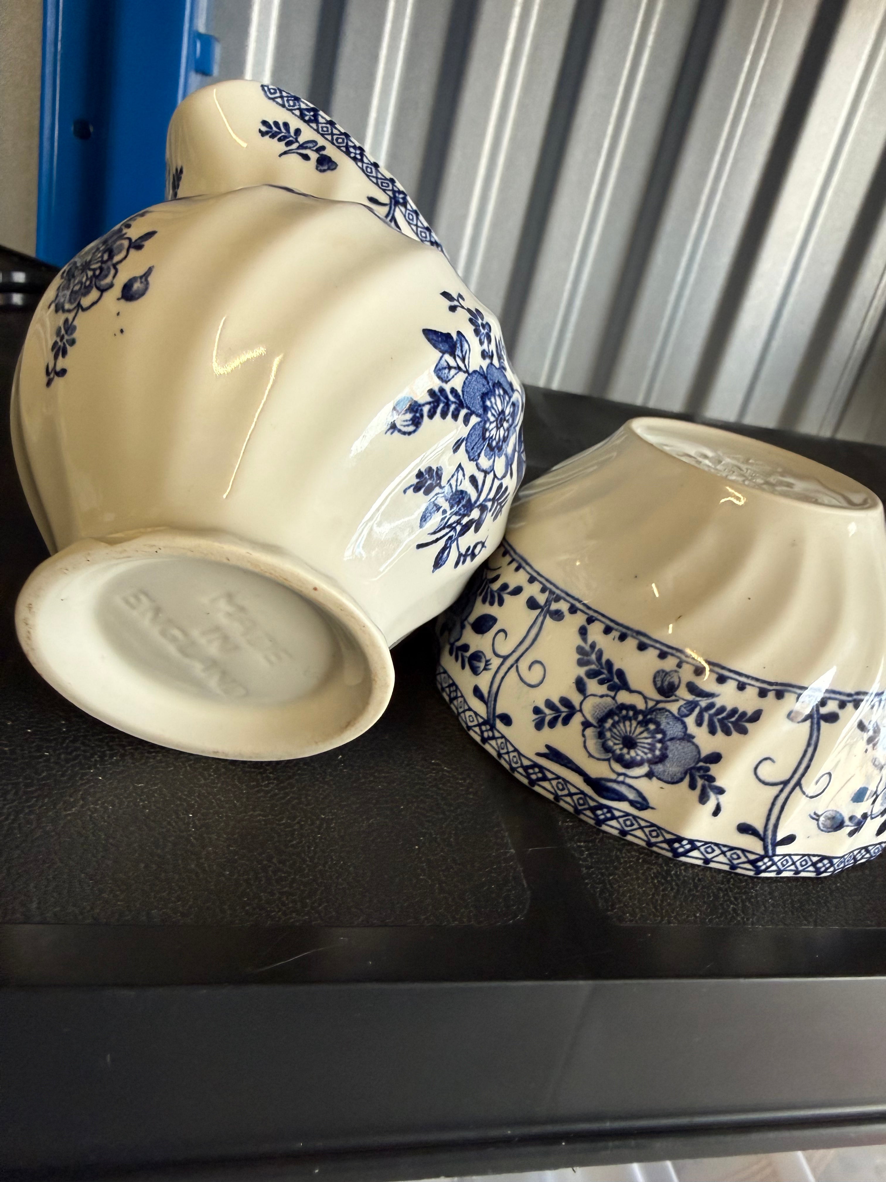 Imperfect. Johnson Brothers. INDIES. Vintage blue & white milk & sugar.  image 1