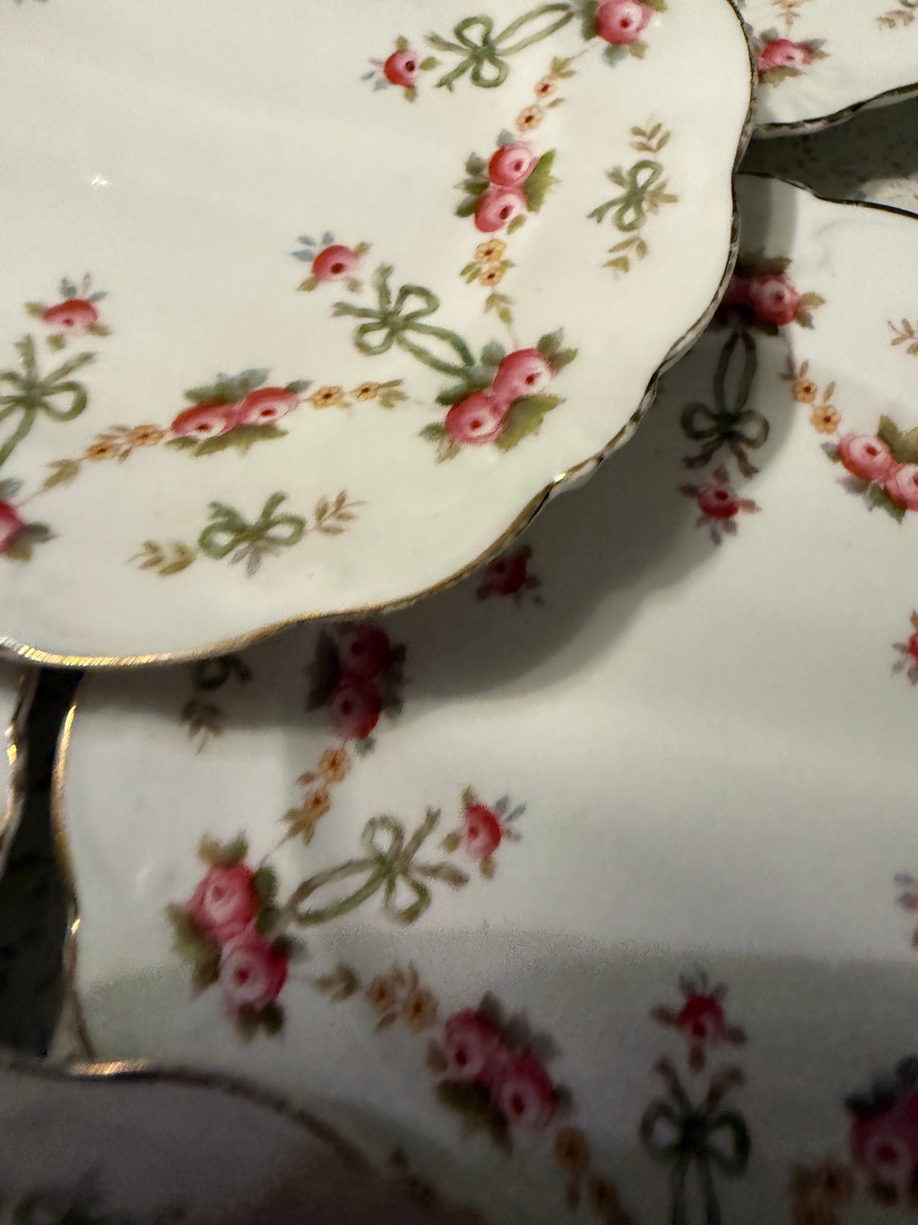 Set 6 Victorian Side/tea plates  image 8